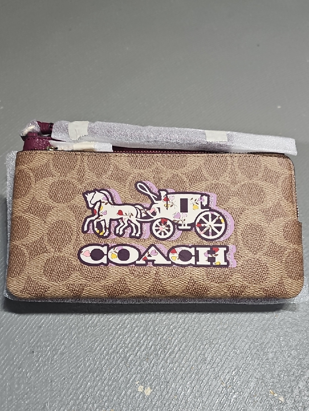 Coach CX590 DBL ZIP WLT SIGNATURE Horse & Carriage Tan/Black Cherry NWT